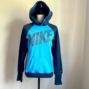 Nike Therma-Fit Hooded sweatshirt